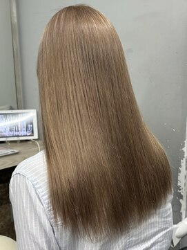 テン バイ アンブルリュクス 池袋(teN +by ambleluxe) ミルクティーベージュ/ブリーチ/ダブルカラー