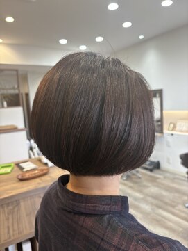 リュッカ(Lycka) 小顔丸みショート