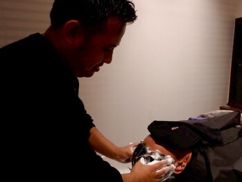 リバイブ(REVIVE)の写真/【大須観音駅徒歩5分】完全個室でリラックスした時間をお過ごしいただけます◎ヘッドスパメニューも充実！