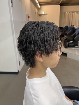 プルーブトウキョウ 渋谷(PROVE TOKYO) 爽やか無造作ツイストスパイラル センターパートウルフ