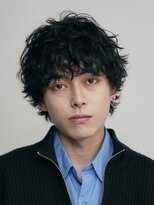 フィフス(fifth)&nbsp;原宿シャドウパーマメンズパーマセンターパートウルフ無造作ヘア