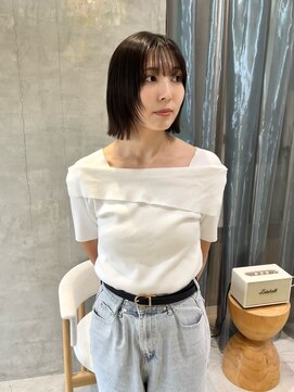 イロア(iroa) 小顔外はねレイヤーボブ♪