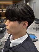 センターパートフェザー
