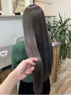 トラッキンアップザパス(TRUCKIN UP THE PATH) グレージュ