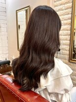 アトリエ ミム 二子玉川店(atelier mim)&nbsp;ウェーブヘア グレージュ 髪質改善ストレート 艶カラー 20代