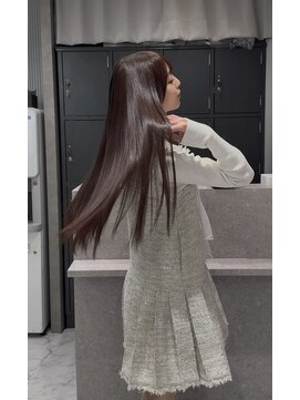 ラフ トウキョウ 福岡天神店(RAF TOKYO) ふとした瞬間も美しい上品な柔美髪