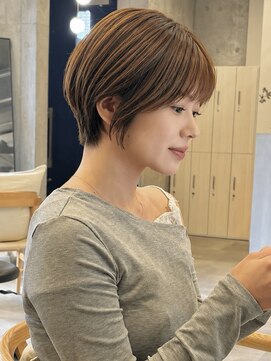 イミ(imi) 大人ボブ/ダークグレー/髪質改善/白髪ぼかし/ショートカット登戸