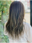 オリーブベージュ×イルミナカラー×ハイライト