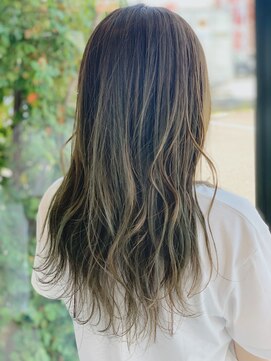 アンダートゥリールーツ(UNDER TREE ROOTS) オリーブベージュ×イルミナカラー×ハイライト