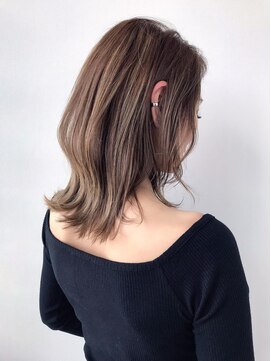 ヘアーアンドスパ フェリーチェ ミチ 野田屋町店(HAIR&SPA felice MICHI) ハイトーンカラー×ミルクティーベージュ
