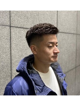 ヘアモード キクチ 銀座店 ぐりぐりフェードカット