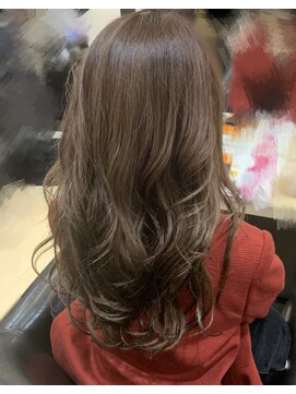 イーチ ディー ヘアーアンドトータルビューティー(each dee hair&total beauty) 【井出 朱音】ミルクティーベージュ