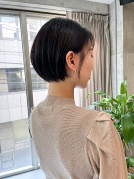 サクラ オモテサンドウ(SAKURA) ショートバブ 似合わせカット