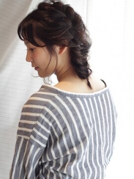 コルソ バイ ケーツー(CORSO by k-two) 小顔ミディアムラフウェーブ[西宮北口/門戸厄神]