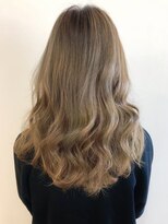 リコ(LIKO)&nbsp;大人ウェーブセミディ☆明るめ大人カラー/透明感/ハイライト