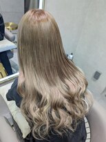 ニーナ ビューティーサロン(NINA Beauty Salon) ホワイトカラー#インナーカラー