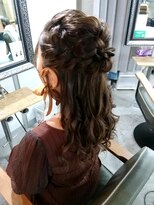 リエラ 新宿(RIERA)&nbsp;もこもこハーフアップ