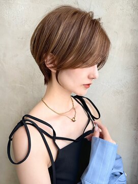 アフロート ルヴア(AFLOAT RUVUA) みねスタイル♪ 似合わせ ショート ボブ 20代 30代 小顔 新宿