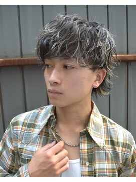 フリーク バーバーショップ 都島店(FREAK BARBER SHOP) マッシュウルフ ニュアンス ソフトツイスト ハイライト シャドー