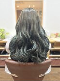 青みの緑で爽やかに