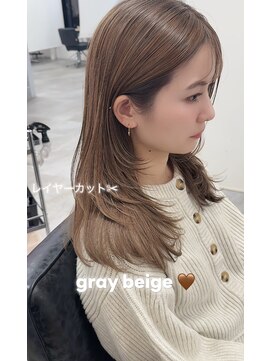 ガーランドウメダ(Garland umeda) レイヤーカット＿グレーベージュ＿　担当　垣内　9061