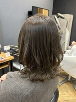 アルター(aL ter)&nbsp;ミディアムレイヤー［メルティカラー/似合わせカット/市川］