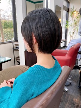 リム(Limb) 【Limb】ぱつっとボブ　ミニボブ　くびれボブ