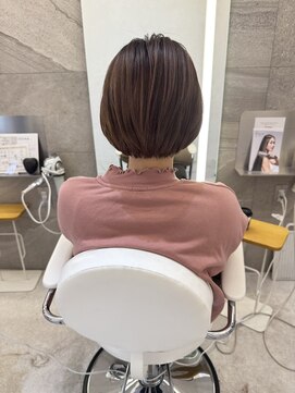 アナ ラーナ(Anna Lanna) カットのみ、伸ばしかけの丸みショート＊森本ひろか＊