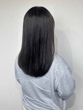 シアベージュカラー