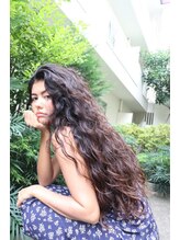 カラー同時施術も可能。パーマ×カラートリートメント