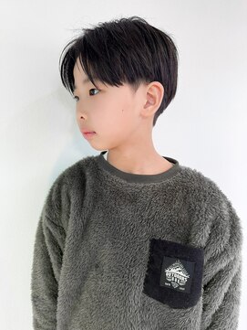 リモア(L I M O A) センター分けマッシュ