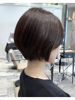 アフロート ルヴア(AFLOAT RUVUA)&nbsp;【岩田莉奈】ナチュラルレイヤーショートでひし形シルエット新宿