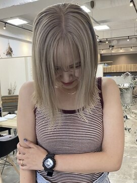 イェッカ(YECCA) ブロンドベージュ