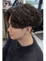 ジュンヌオム リンカラン(Jeune Homme LINGKARAN)&nbsp;波巻き×センターパート