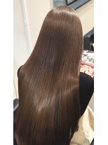 キニ(KINI)&nbsp;【RYUSEI】"大人女性の最上級の選択肢"髪質改善KERAFFECT