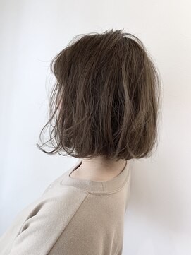 スターズ 渋谷(STARS) 切りっぱなしボブベージュ