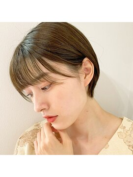 ラナ 渋谷(Lana) 【Chill】大人かわいいAラインピンクベージュクールショート