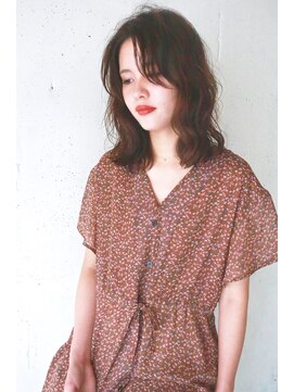 コンビネーション(combination) デジタルパーマ センター分け ナミナミパーマ ミディアム  02