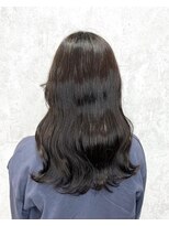 デミヘアー(Demi hair)&nbsp;アッシュブラウンカラー×ゆるふわウェーブ