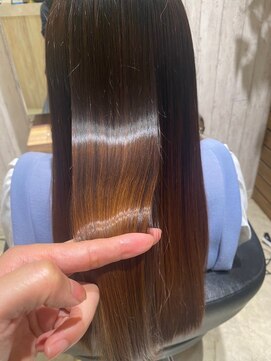 ヘアサロン フラット(hair salon flat) プロテスTR大人可愛いロングストレートツヤ髪20代30代