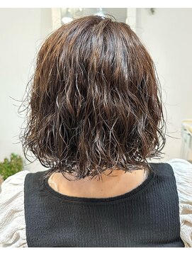 ロコ(LOCO) ボブカット＋パーマ＋美髪トリートメント