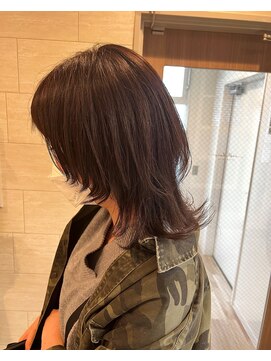 ニーチ(nieicHi) ミディアムウルフカット