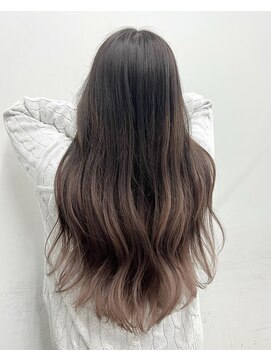 トゥルークリエイション 小山(True Creation) グラデーションカラー