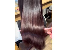 ヘアアンドメイク アクシス(AXIS)