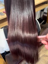 ヘアアンドメイク アクシス(AXIS)