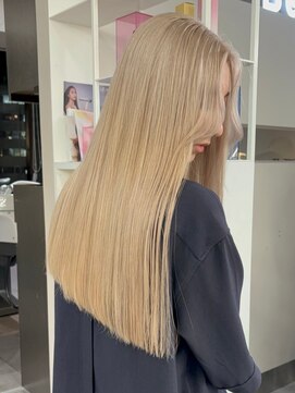 ベレーザ 渋谷(BELEZA) 8329渋谷ブロンドホワイトアッシュ髪質改善ストレート韓国ヘア