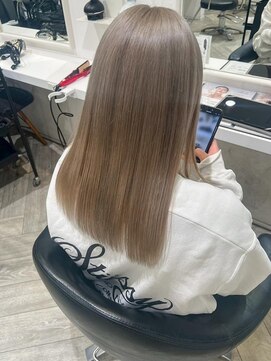 リリー バイ エーケー(Lily By Ak) ブリーチカラー