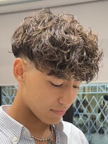 レタッチ バイ フィフス 天神大名(RETOUCH by fifth)&nbsp;スペインカールスパイラルパーマツイストパーマメンズマッシュ