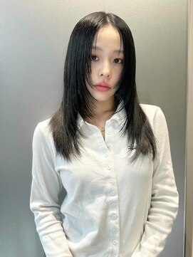 ゼスト ジグ(ZEST ZIGU) メルティカラーウェーブミディアム韓国レイヤーカット吉祥寺