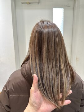 フェリア 渋谷(Feria) 【Feria渋谷】バレイヤージュグレージュ♪“Sota Tawara”